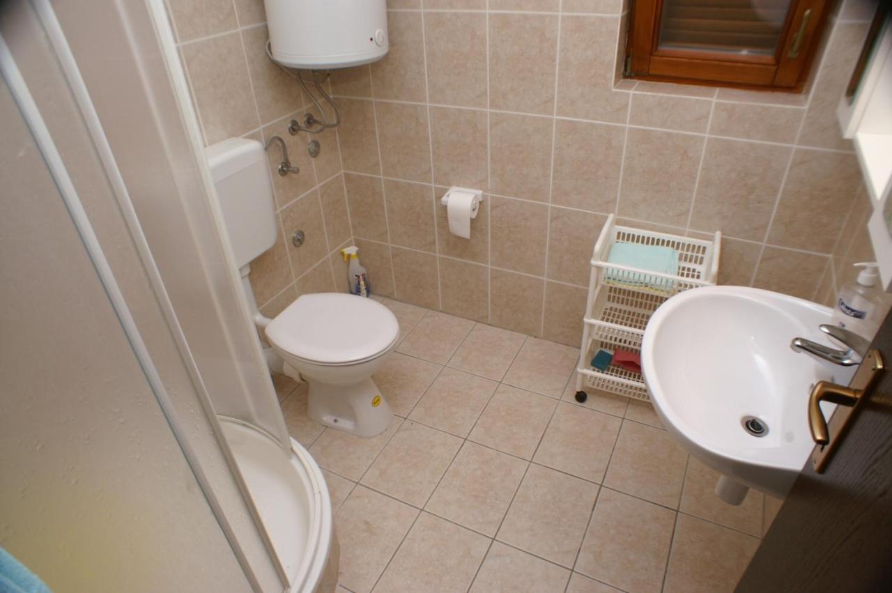 Apartments With A Parking Space Mudri Dolac, Hvar - 4043 Vrbanj ภายนอก รูปภาพ